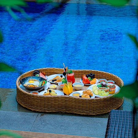 Hotel Swiss-Belexpress Kuta Legian Exteriér fotografie