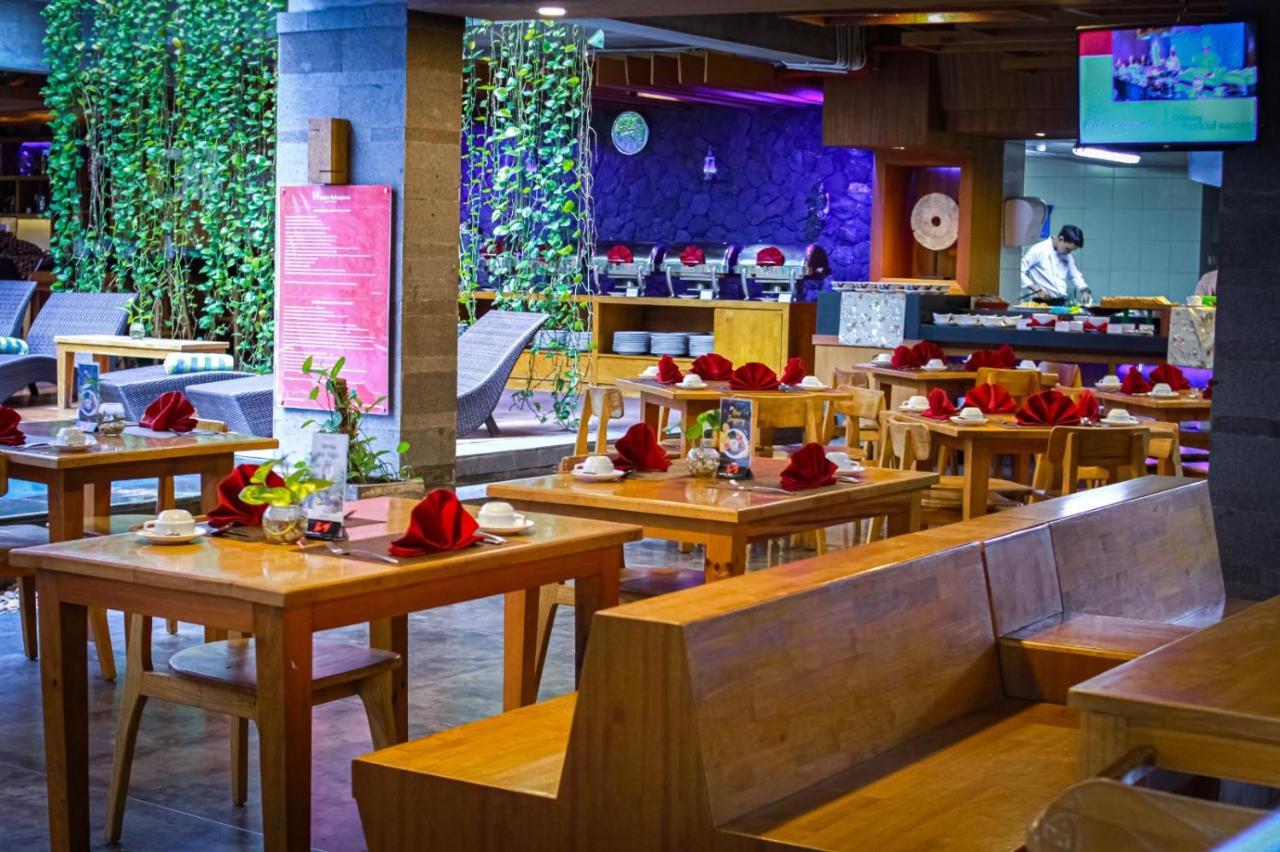 Hotel Swiss-Belexpress Kuta Legian Exteriér fotografie